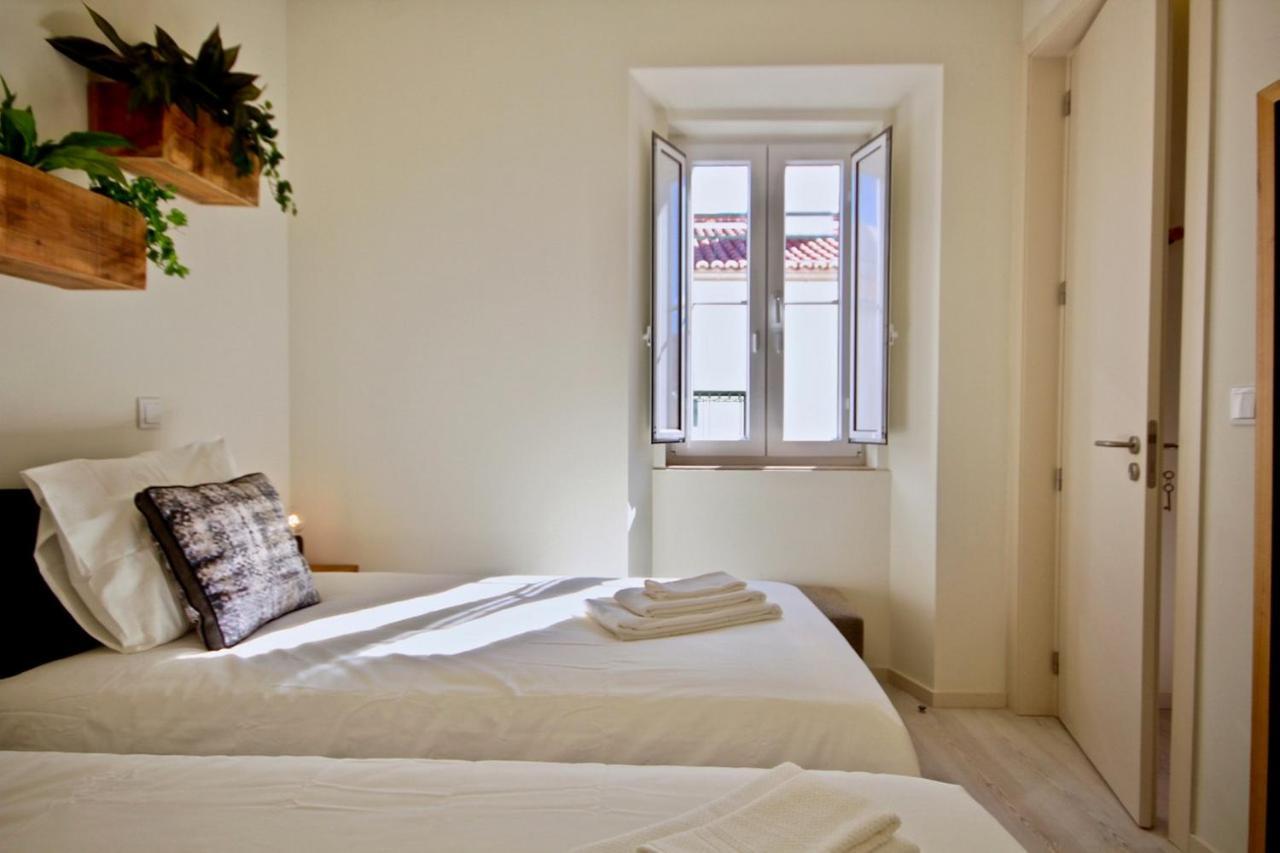 Apartment Akicity Santos Orange Lisbon
