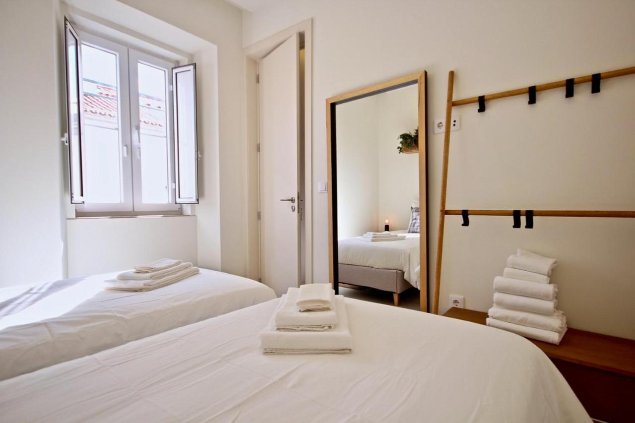 Apartment Akicity Santos Orange Lisbon
